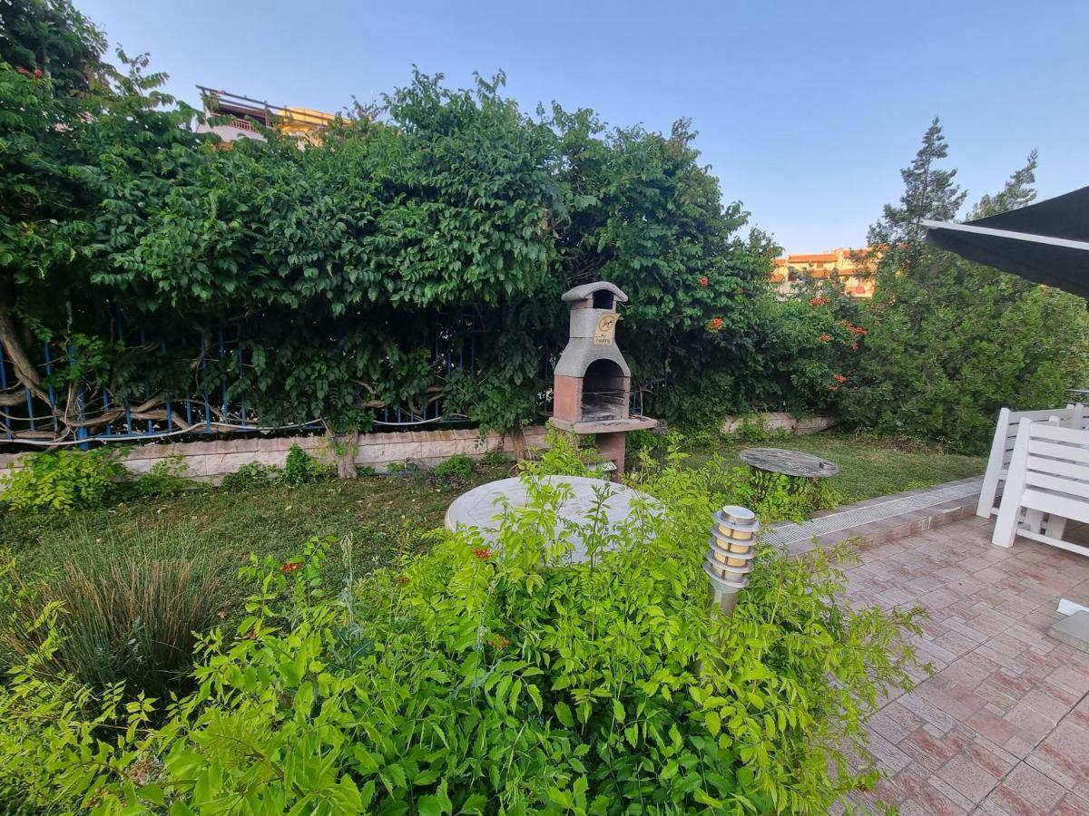 Studio Apartment With Balcony 300M From Beach Сонячний Берег Екстер'єр фото
