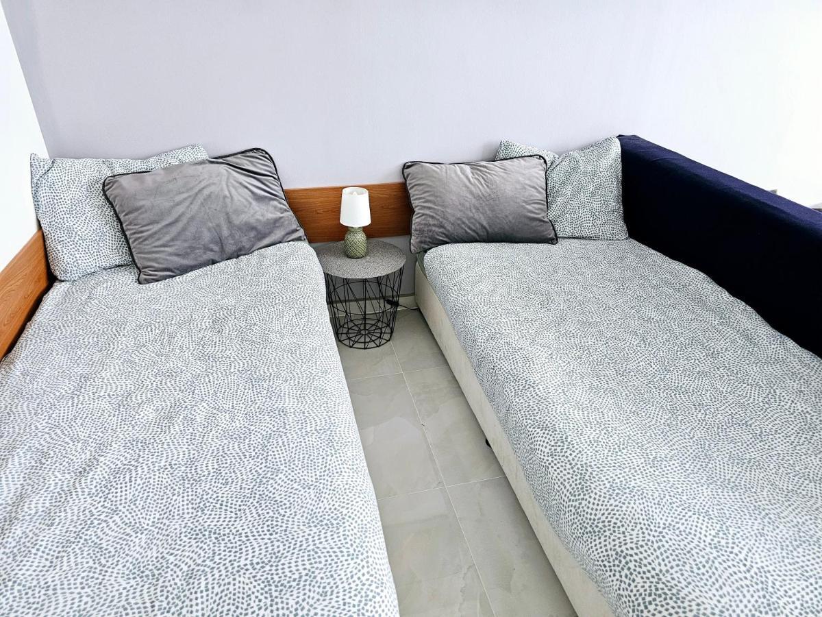 Studio Apartment With Balcony 300M From Beach Сонячний Берег Екстер'єр фото